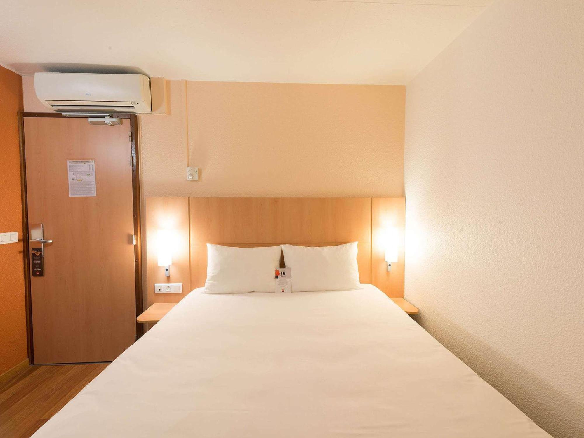 Ibis Limoges Centre Hotel Exterior photo